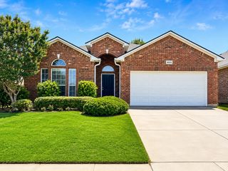 4024 Claymore Lane, Fort Worth, TX 76244