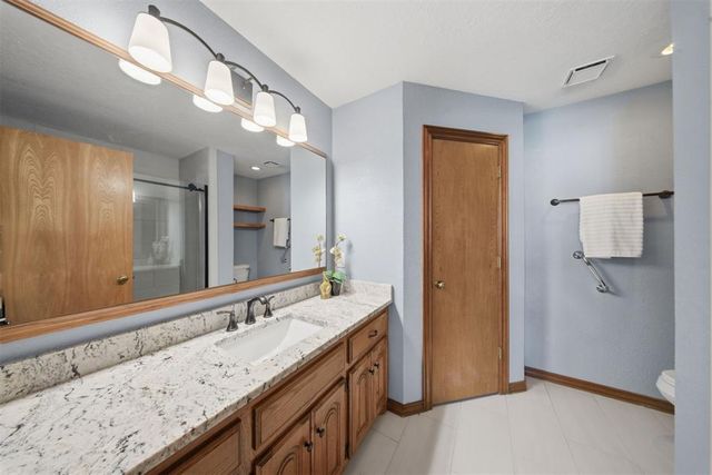 36 SW 69th Street, Oklahoma City, OK 73139