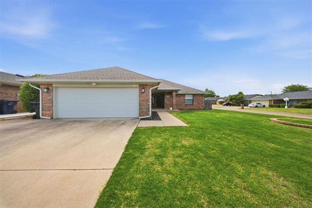 36 SW 69th Street, Oklahoma City, OK 73139