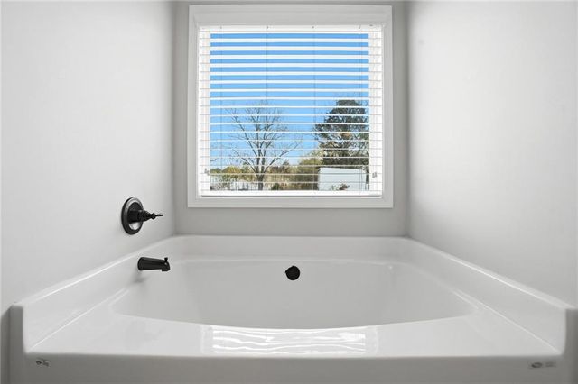 649 Tanners Bridge Road, Bethlehem, GA 30620