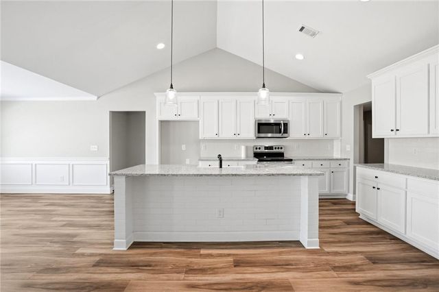 649 Tanners Bridge Road, Bethlehem, GA 30620