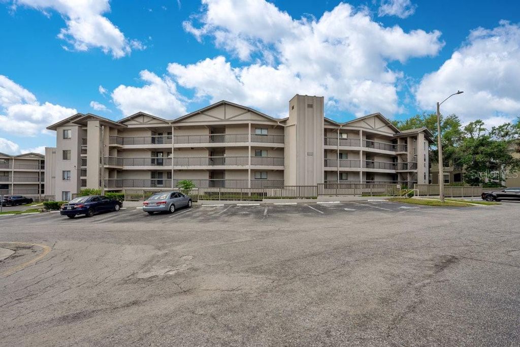 1054 LOTUS COVE COURT 641, Altamonte Springs, FL 32714