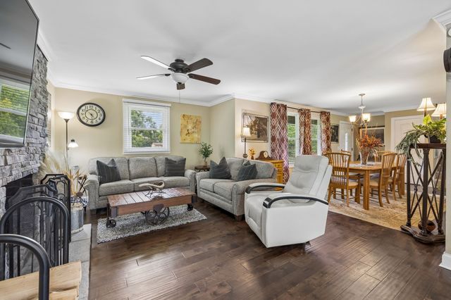 708 Glen Oaks Dr, Mount Juliet, TN 37122