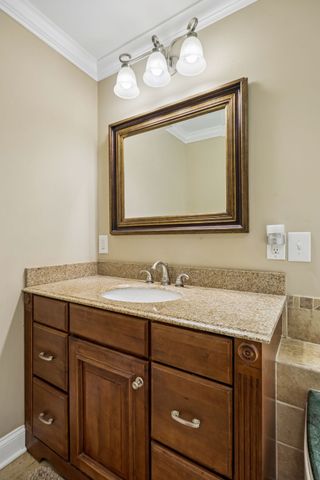 708 Glen Oaks Dr, Mount Juliet, TN 37122