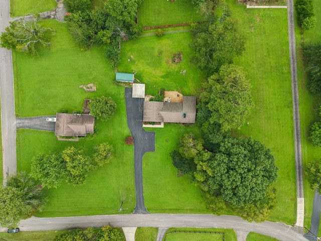 708 Glen Oaks Dr, Mount Juliet, TN 37122