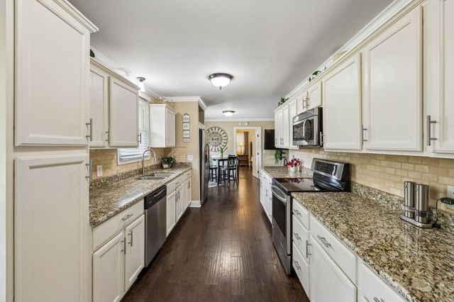 708 Glen Oaks Dr, Mount Juliet, TN 37122