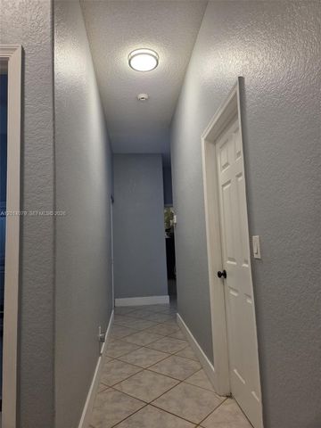 1101 NW 180th Ave, Pembroke Pines, FL 33029