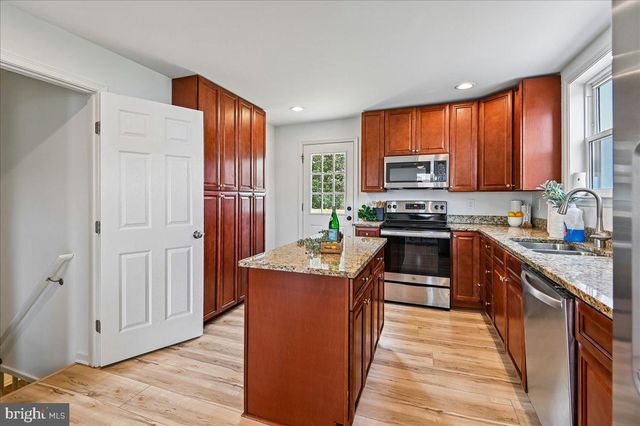 201 SCOTT AVE, Glen Burnie, MD 21060