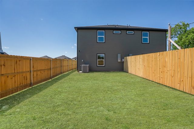 8005-8007 W Elizabeth Lane, Fort Worth, TX 76116