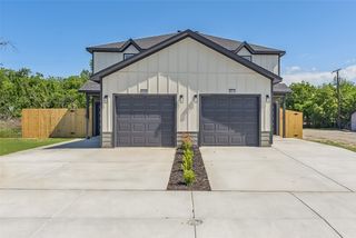 8005-8007 W Elizabeth Lane, Fort Worth, TX 76116