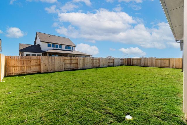 116 Uphill DR, Liberty Hill, TX 78642