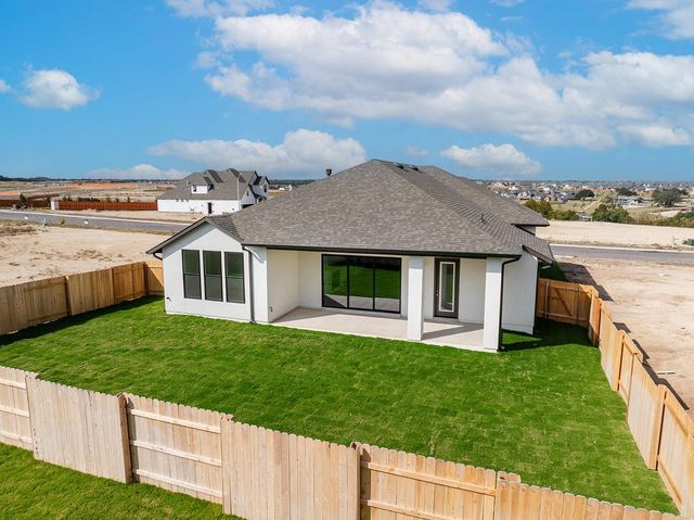 116 Uphill DR, Liberty Hill, TX 78642