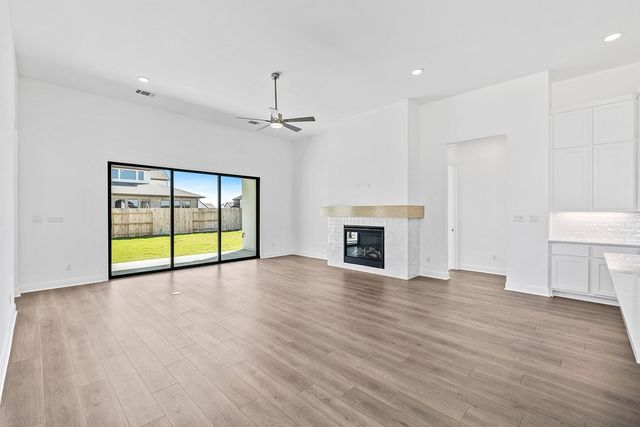 116 Uphill DR, Liberty Hill, TX 78642