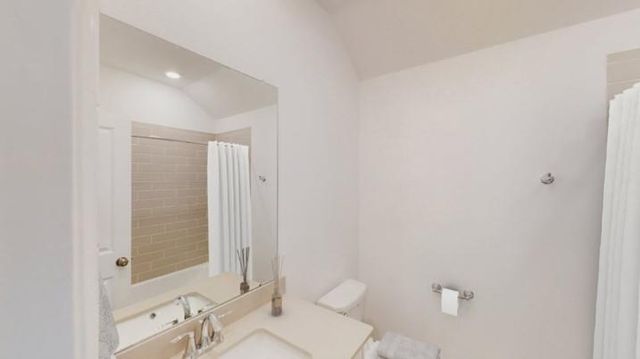 2812 Ravine Bluffs Court, League City, TX 77573