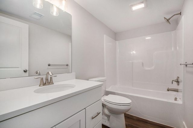 1725 Thyme Drive SW, Byron Center, MI 49315