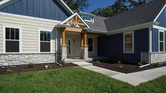 214 Burr Oak Circle, Elgin, IL 60124