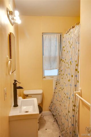 619 Elfgen Street, Alton, IL 62002