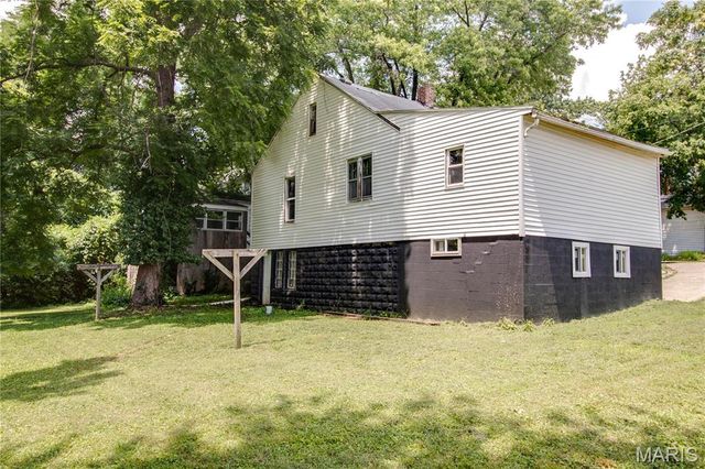 619 Elfgen Street, Alton, IL 62002