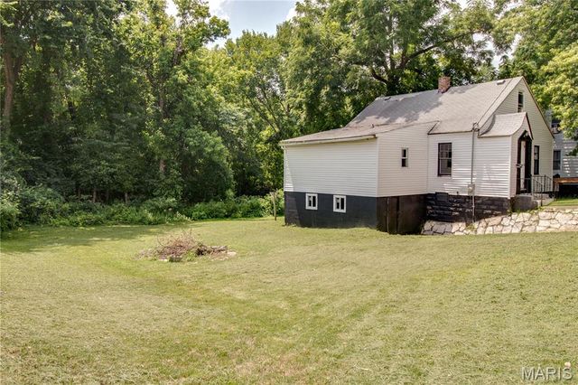 619 Elfgen Street, Alton, IL 62002