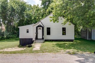 619 Elfgen Street, Alton, IL 62002