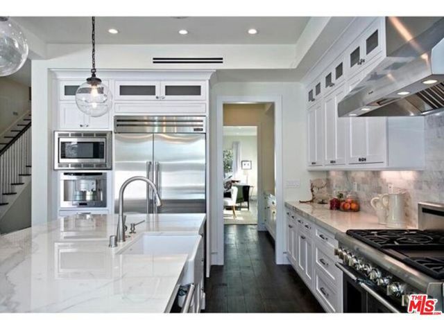 2931 Military Avenue, Los Angeles, CA 90064