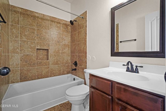 369 EMERALD ACRES Street, Horizon City, TX 79928
