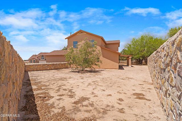 369 EMERALD ACRES Street, Horizon City, TX 79928
