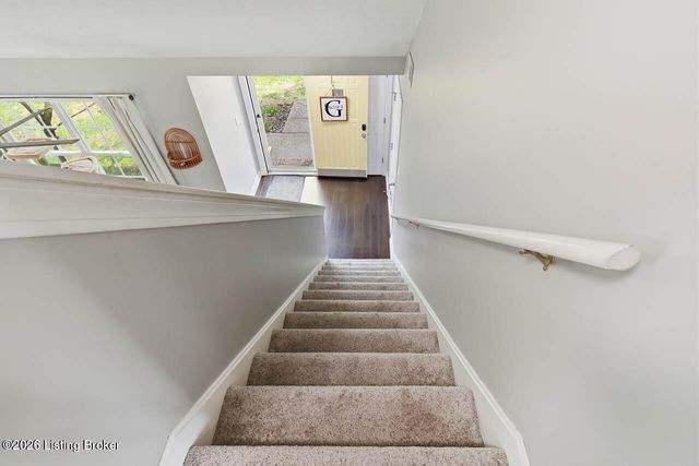 5610 Indian Rock Rd, Louisville, KY 40219