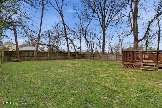 5610 Indian Rock Rd, Louisville, KY 40219