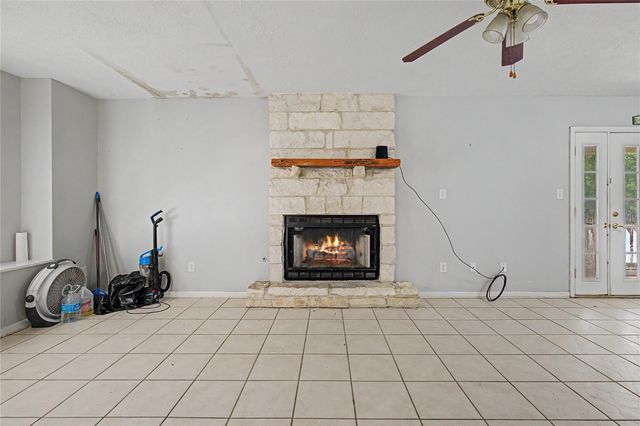 2340 & 2344 Fm 980 Rd, Huntsville, TX 77320