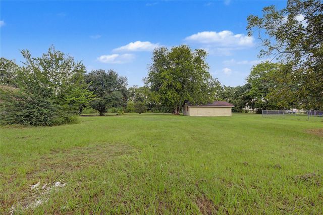2340 & 2344 Fm 980 Rd, Huntsville, TX 77320