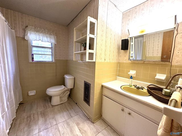 60 County Road 588, Town Creek, AL 35672