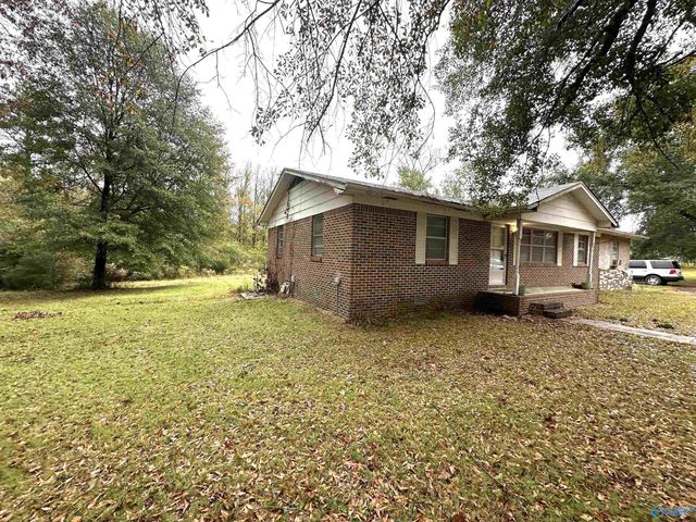 60 County Road 588, Town Creek, AL 35672