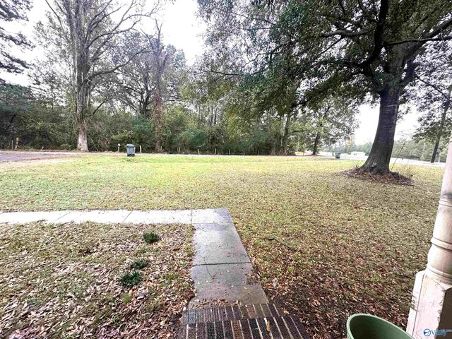 60 County Road 588, Town Creek, AL 35672