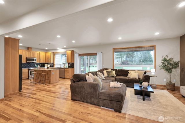 30824 Brooks Creek Road, Arlington, WA 98223