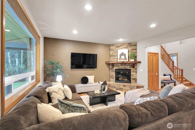 30824 Brooks Creek Road, Arlington, WA 98223