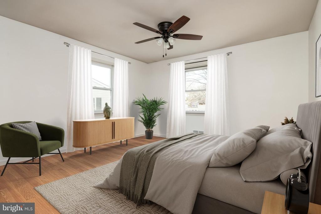 Image 18 of property listing at 234 MEADOW RD, Pasadena, MD 21122