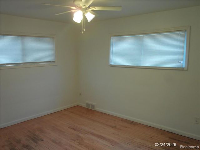 404 W Golden, Highland Park, MI 48203