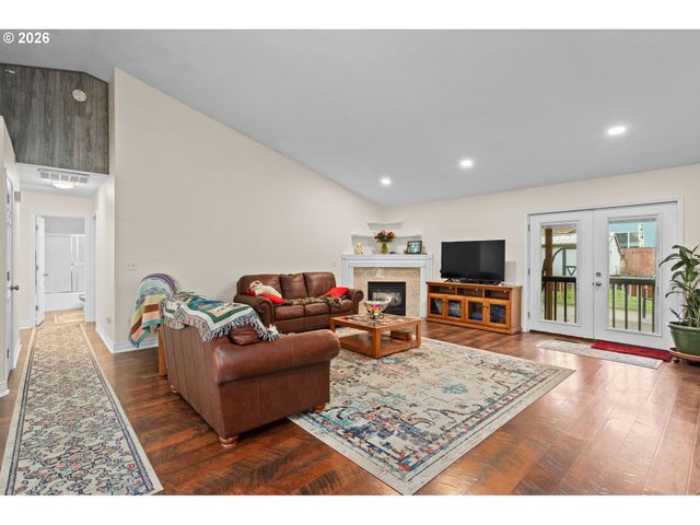 2846 Se 18TH Cir, Gresham, OR 97080