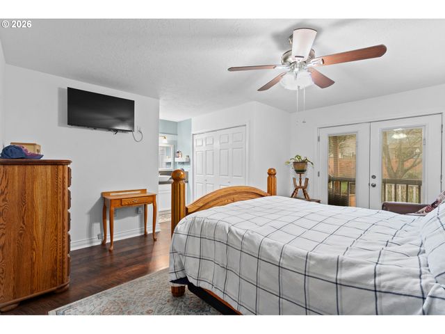 2846 Se 18TH Cir, Gresham, OR 97080