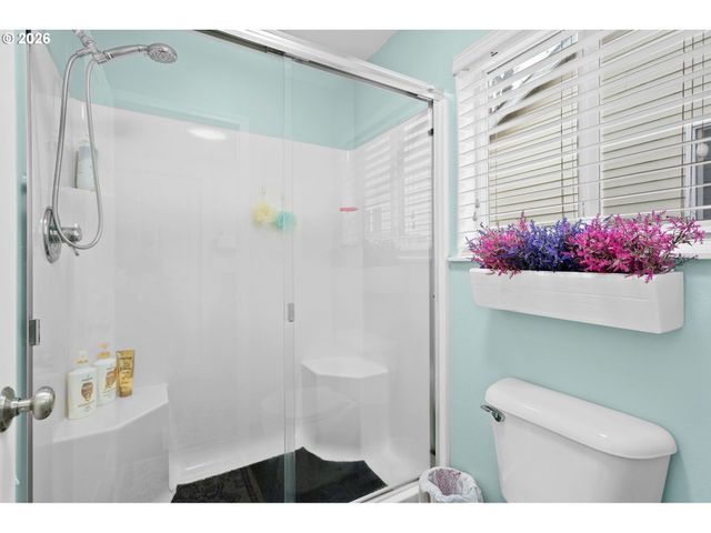 2846 Se 18TH Cir, Gresham, OR 97080