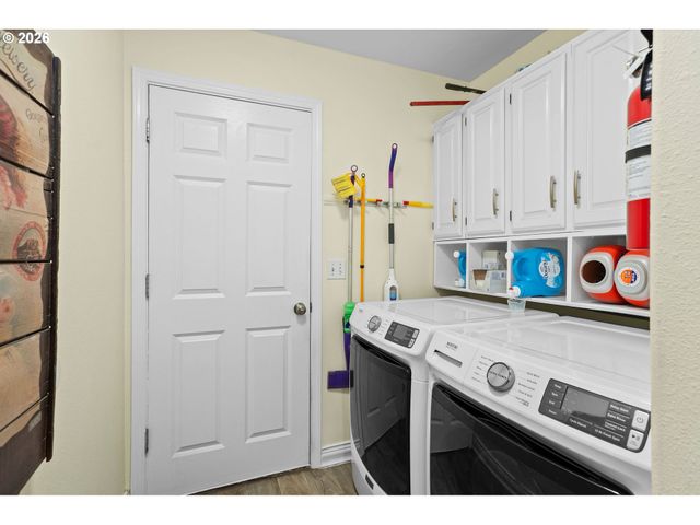 2846 Se 18TH Cir, Gresham, OR 97080