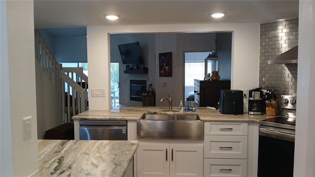 1963 GEORGIA CIRCLE N, Clearwater, FL 33760