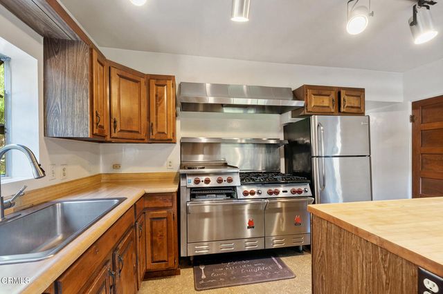 2025 La France Avenue, South Pasadena, CA 91030