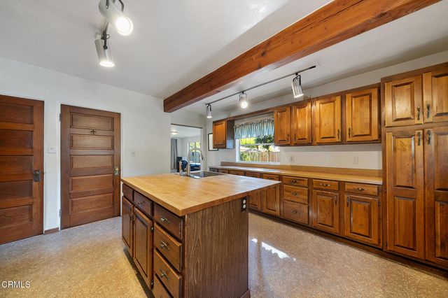 2025 La France Avenue, South Pasadena, CA 91030