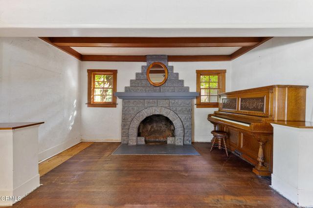 2025 La France Avenue, South Pasadena, CA 91030