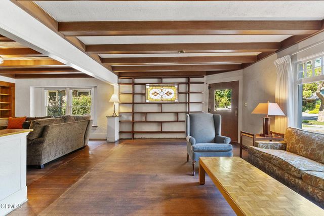 2025 La France Avenue, South Pasadena, CA 91030