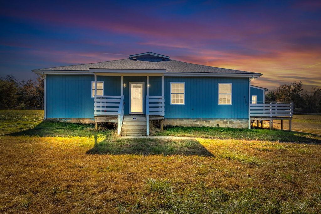 2190 Unionville Deason Rd, Bell Buckle, TN 37020