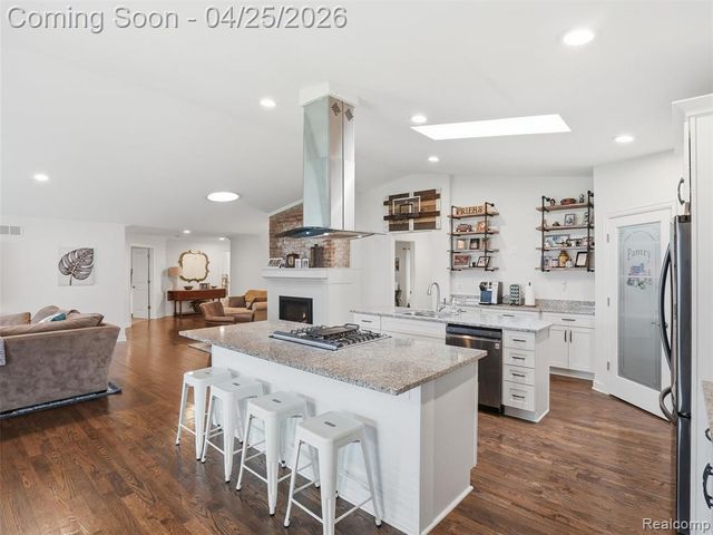 590 N Sheldon Road, Plymouth, MI 48170