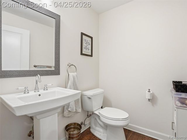 590 N Sheldon Road, Plymouth, MI 48170